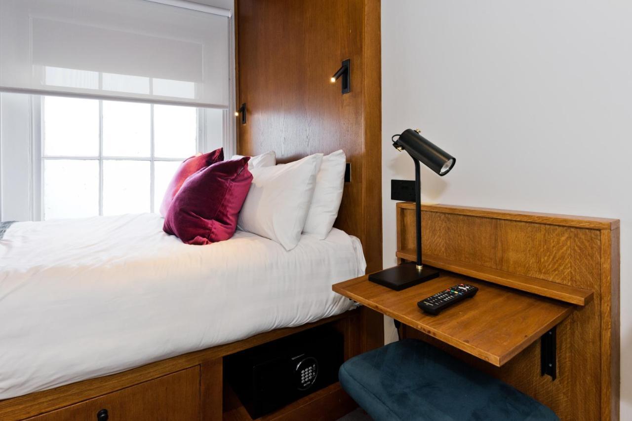 Pod Room